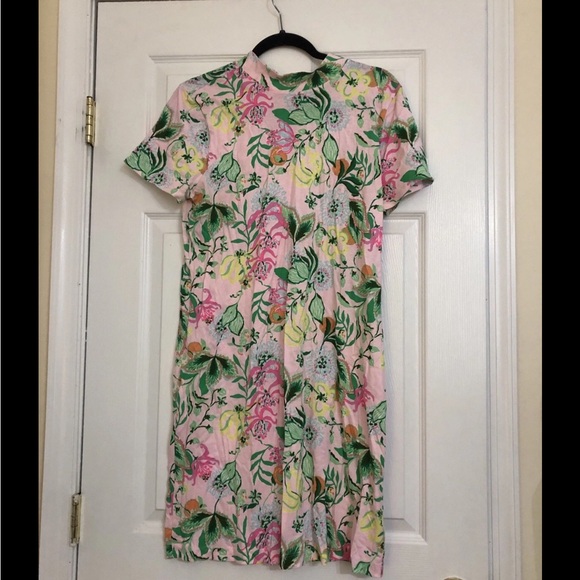 Lilly Pulitzer Dresses & Skirts - Lilly Pulitzer Vibrant Floral Mini Dress